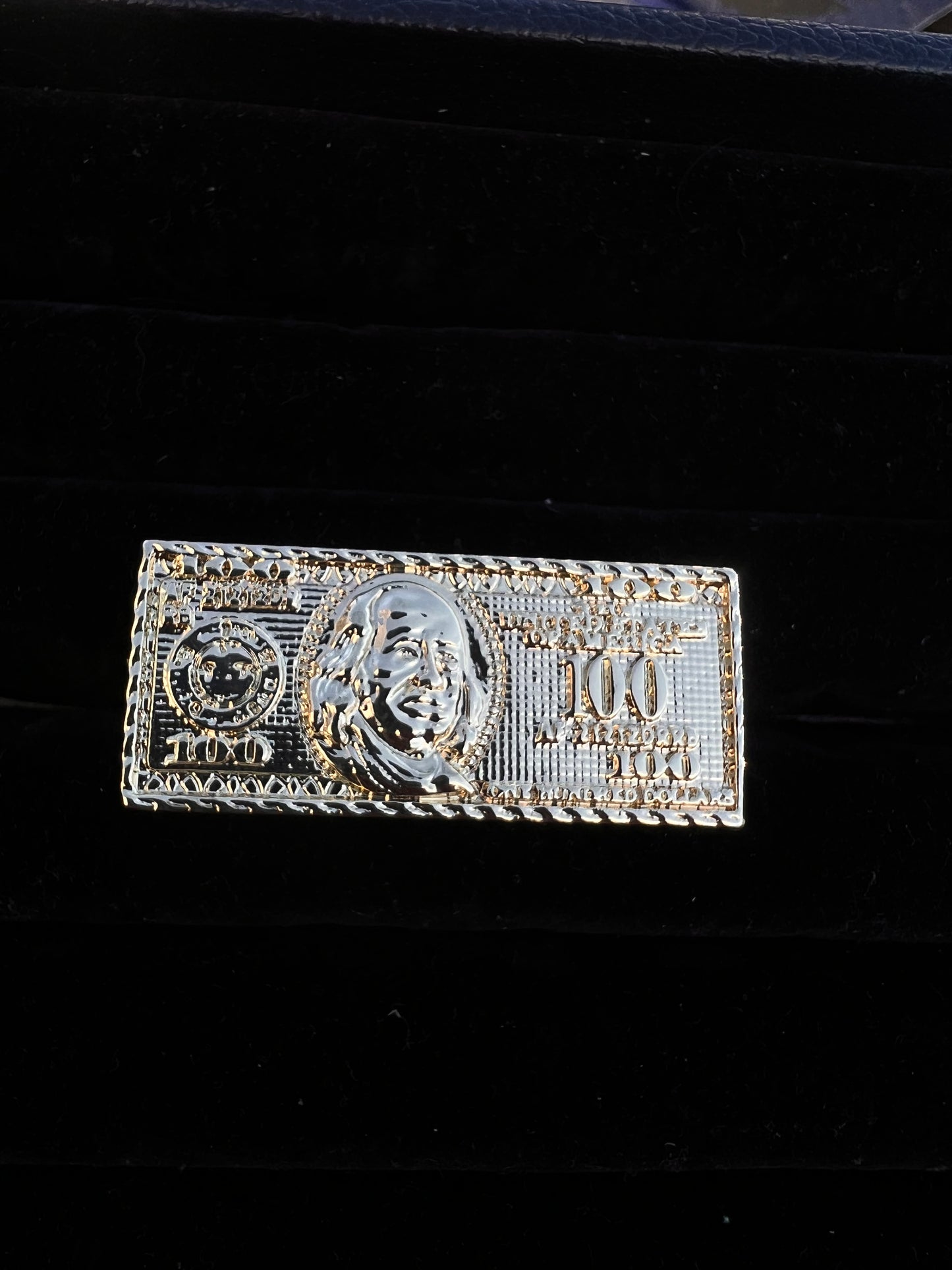 100bill 2 Finger ring high qualtiy gold plated