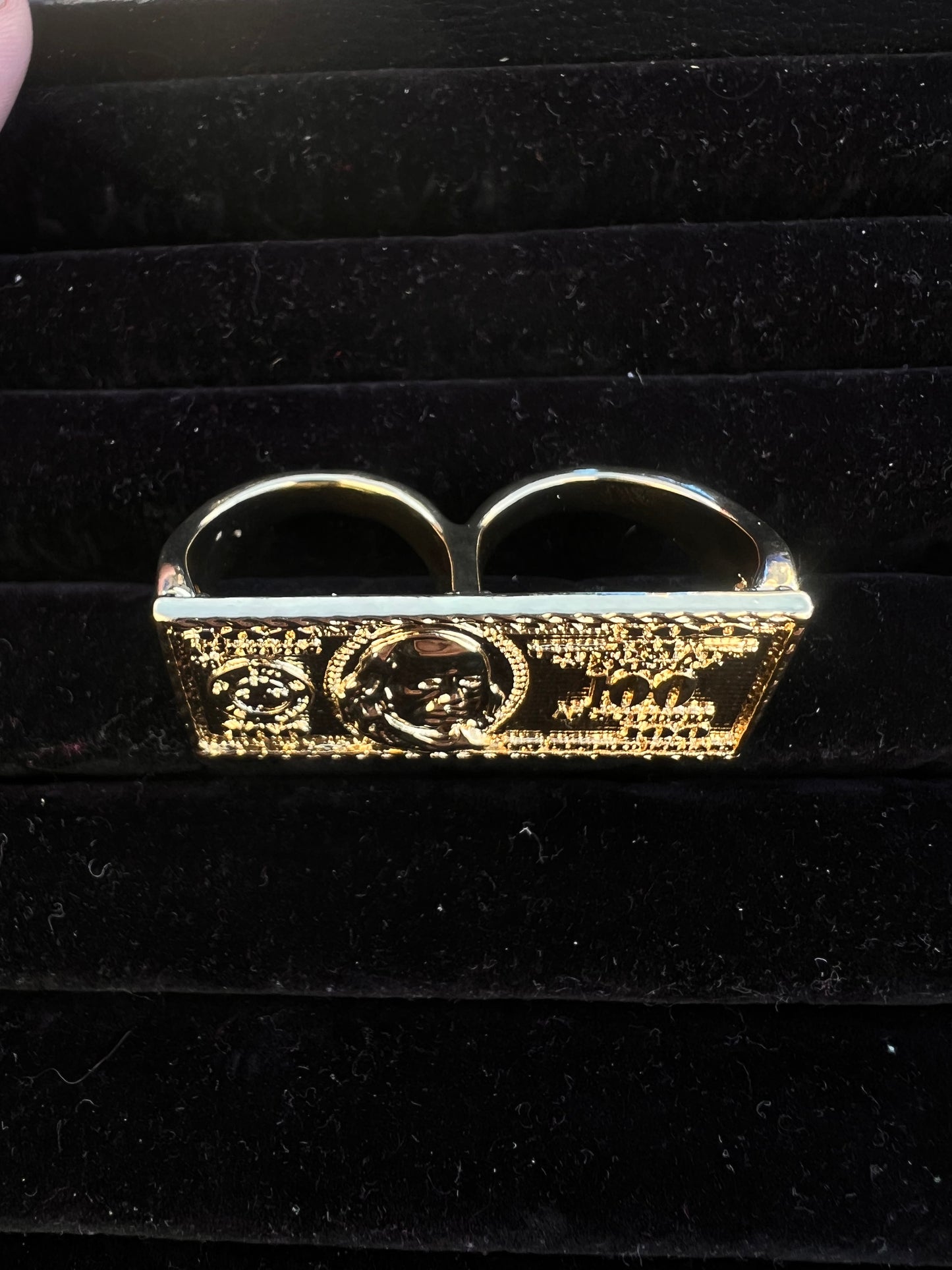 100bill 2 Finger ring high qualtiy gold plated