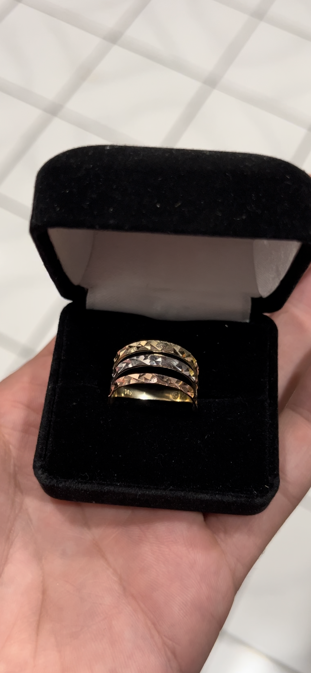 14k real gold fin de semana ring