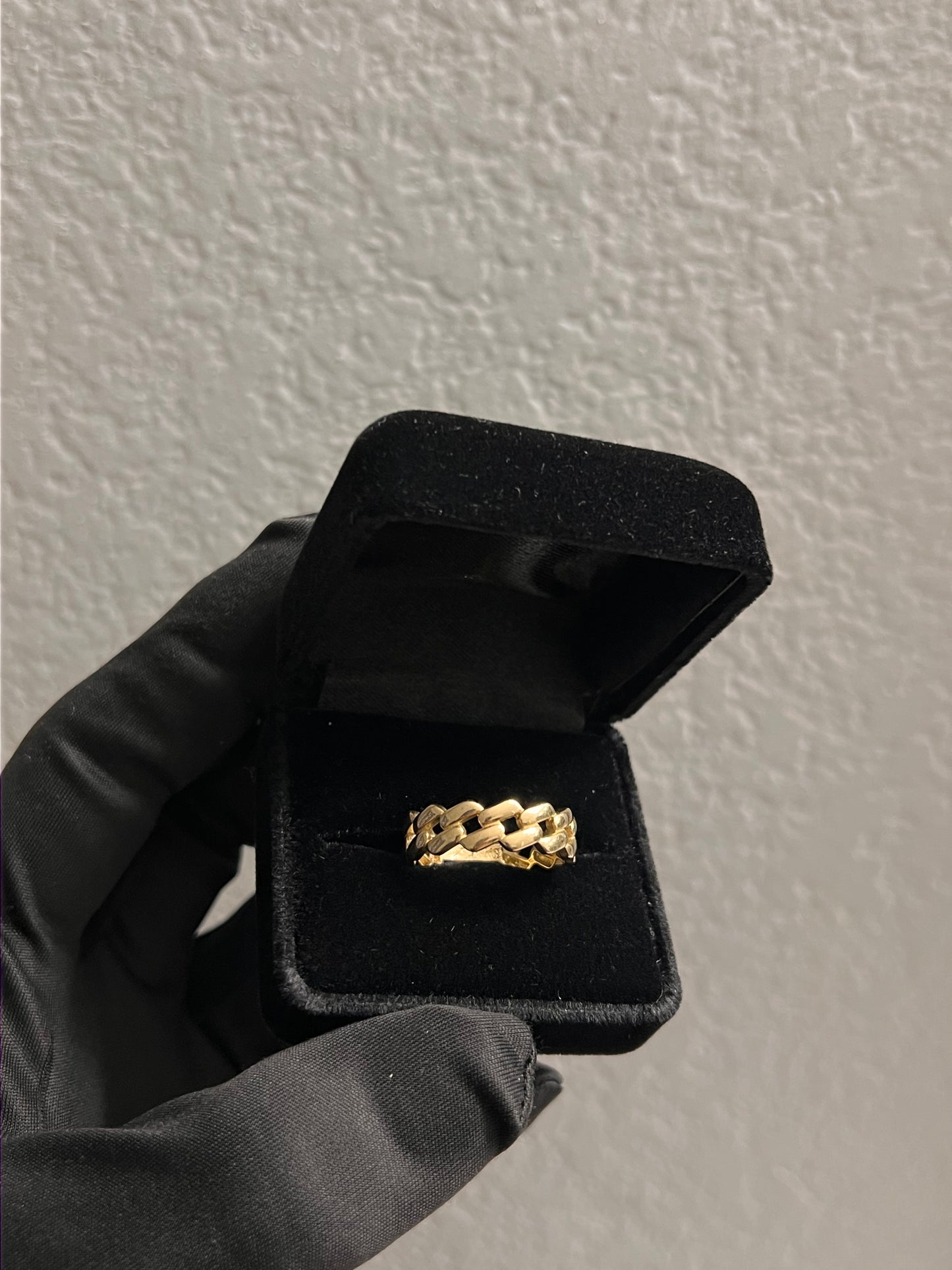 Jagged Cuban link ring