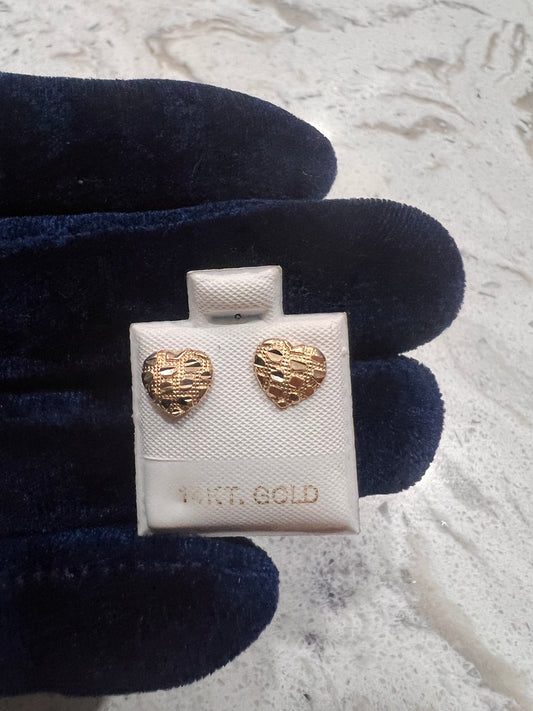 14k small heart nugget earrings