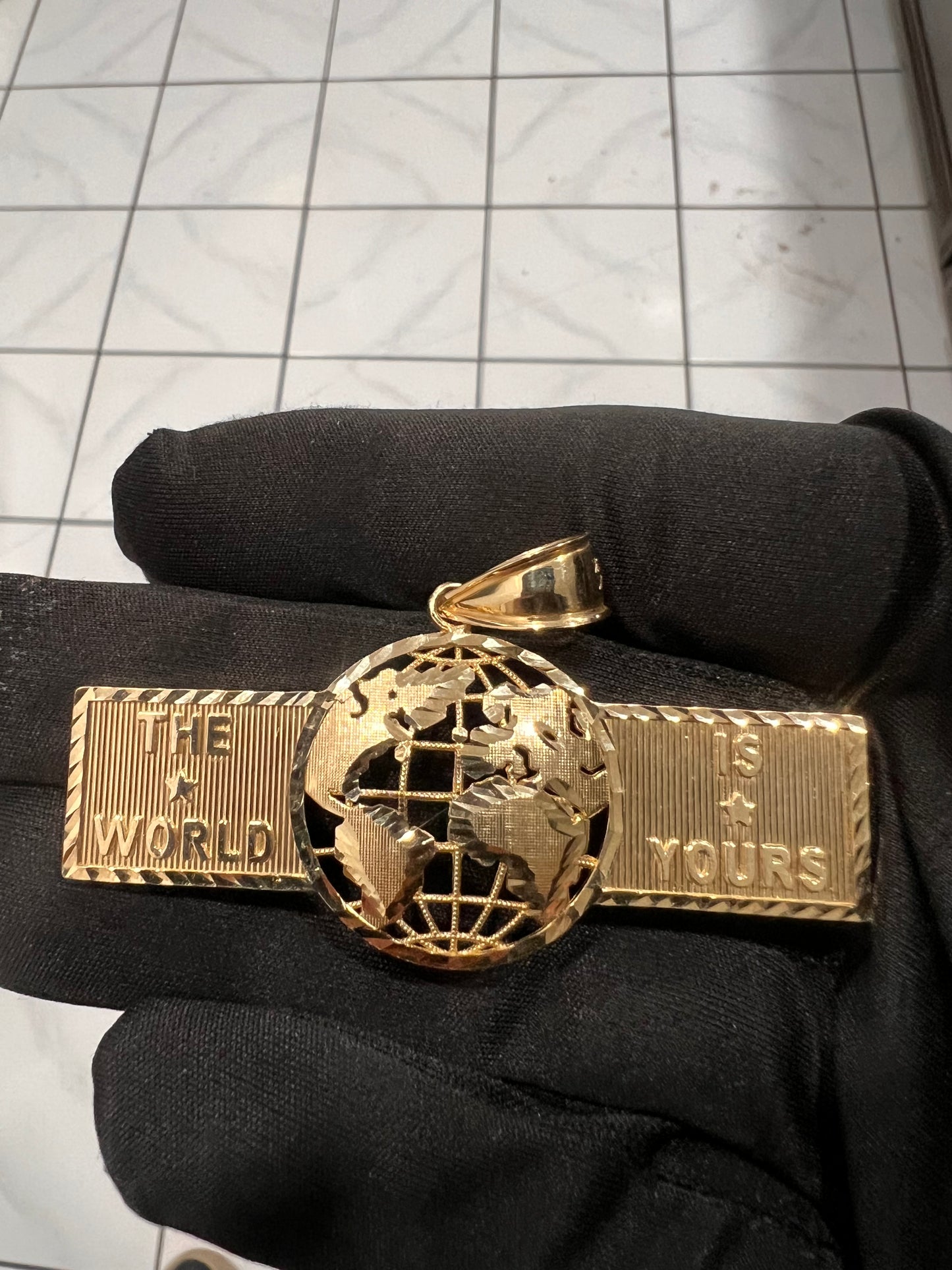 The world is yours pendant 10k real gold