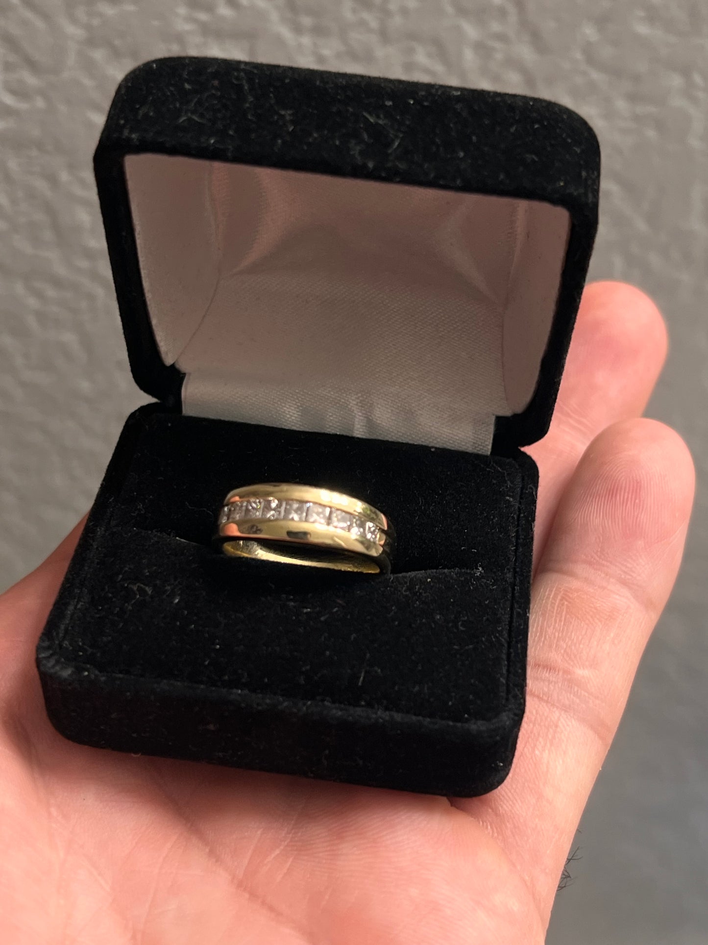 14k real gold and real diamond band