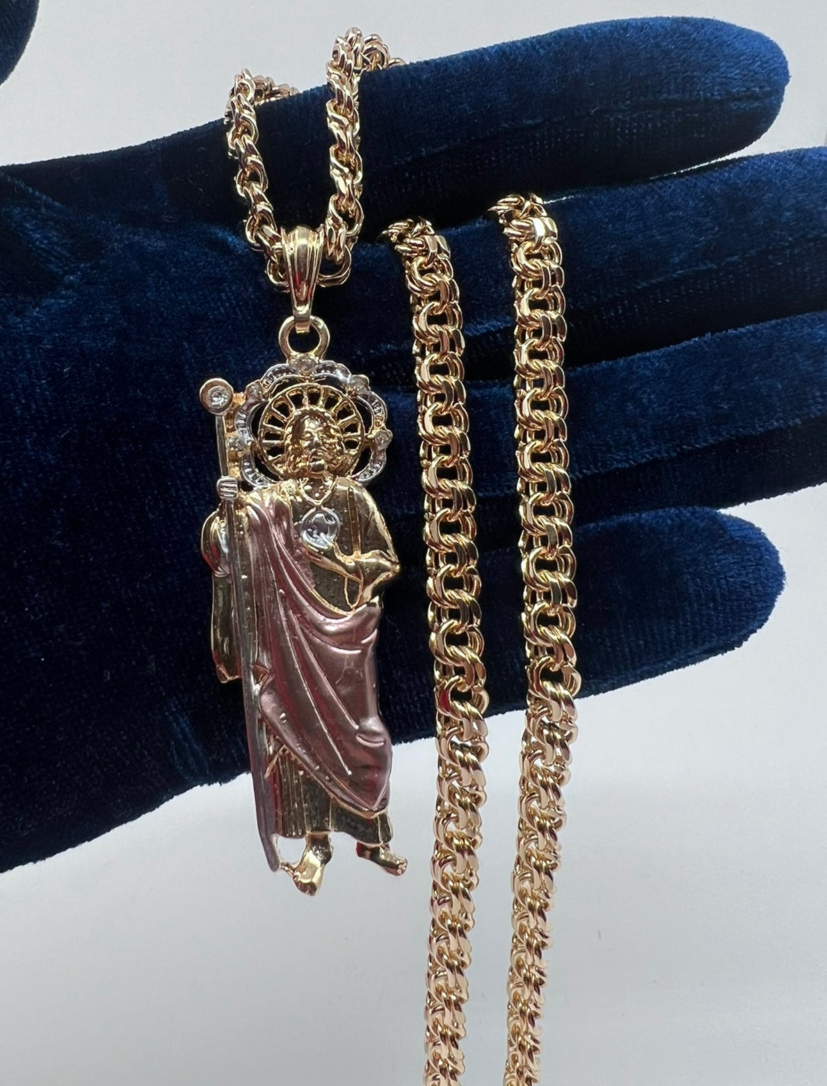 Two Tone Medium San Judas