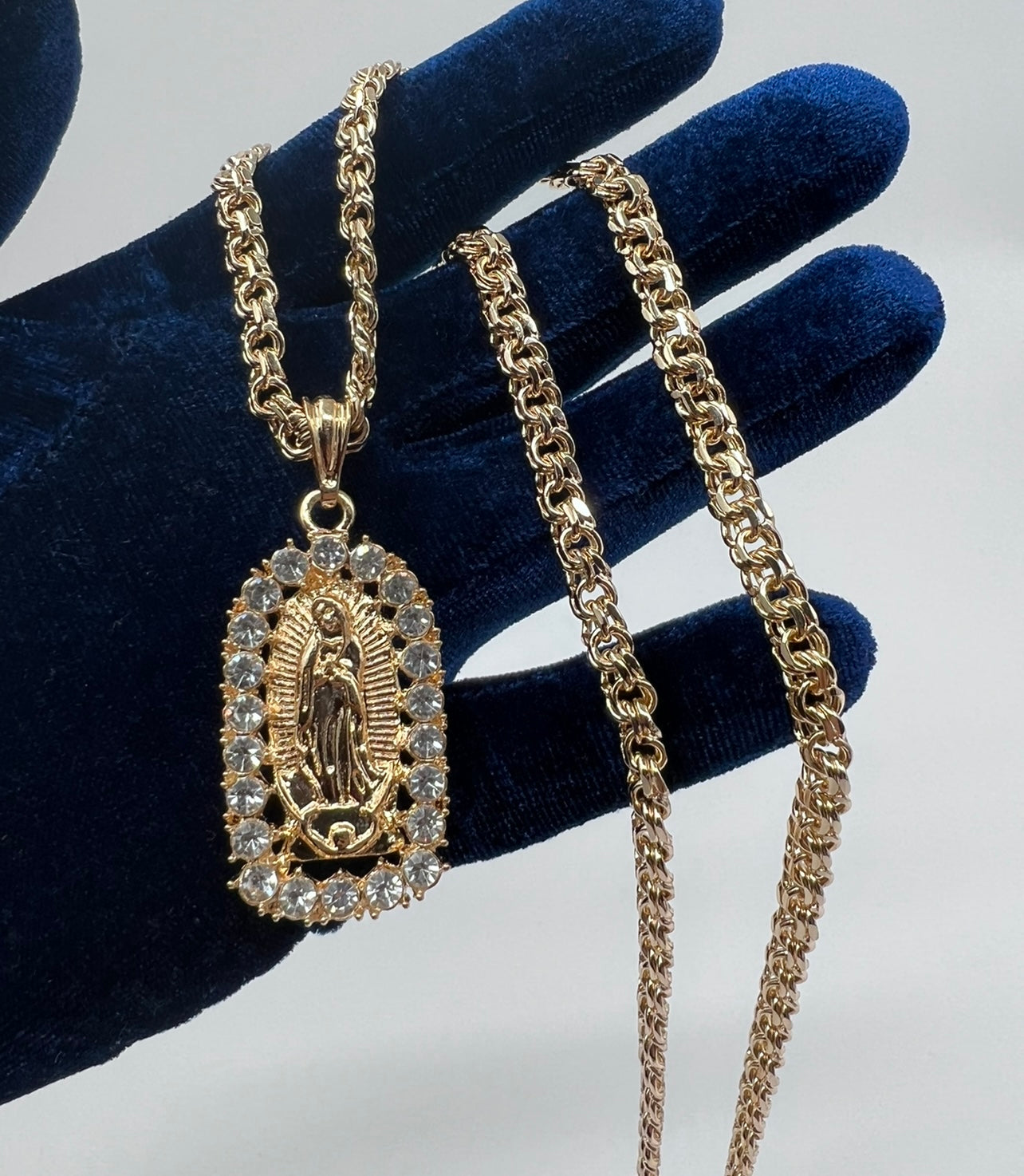 Virgen Mary White Stones