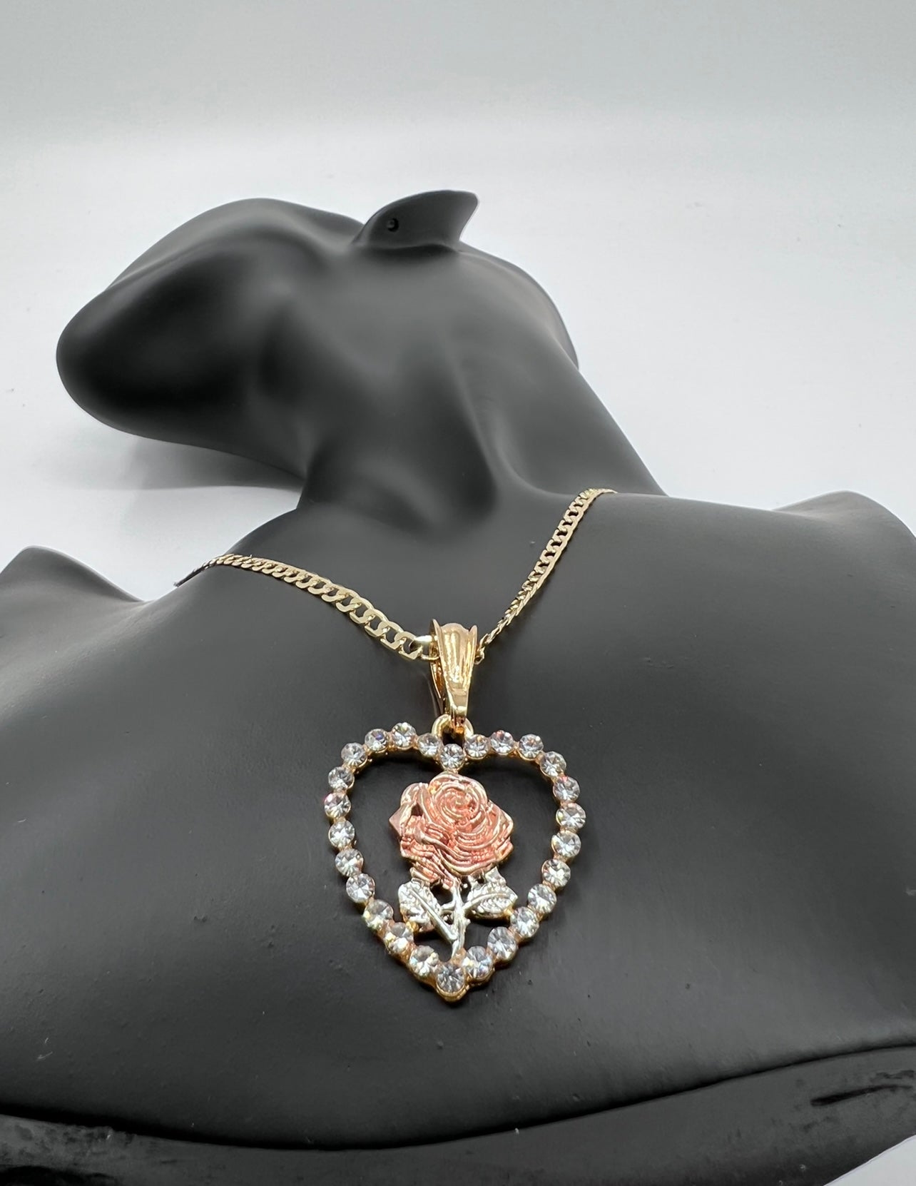 Tri Color Rose Heart