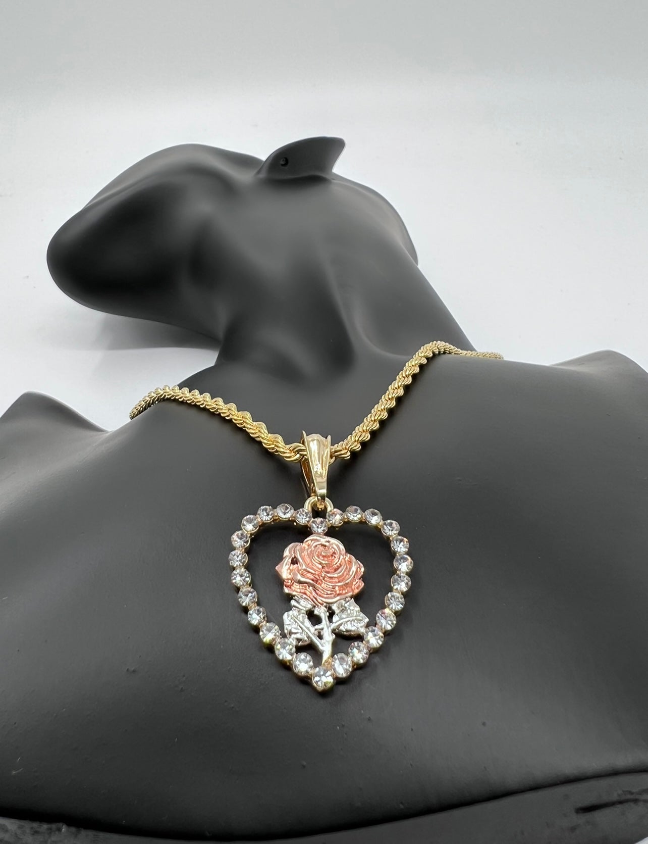 Tri Color Rose Heart