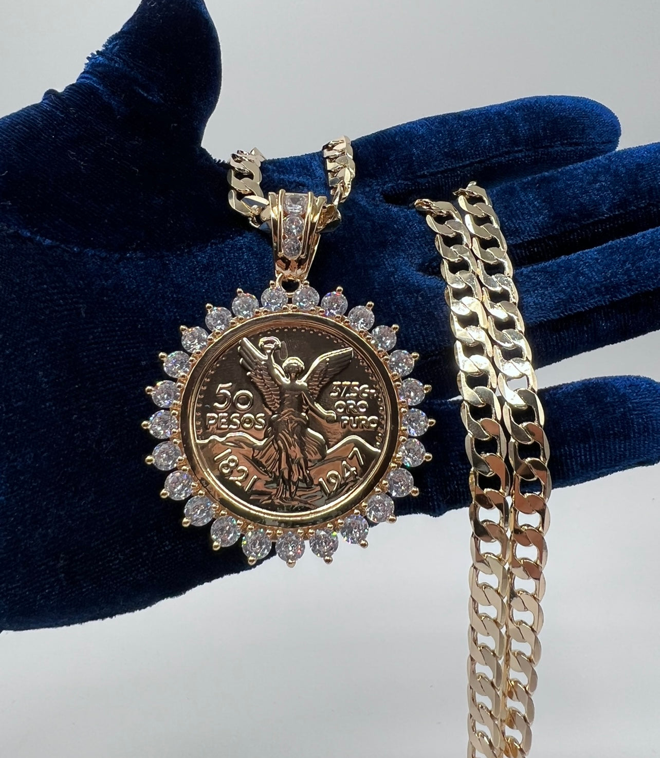 White Stone Bezel Centenario