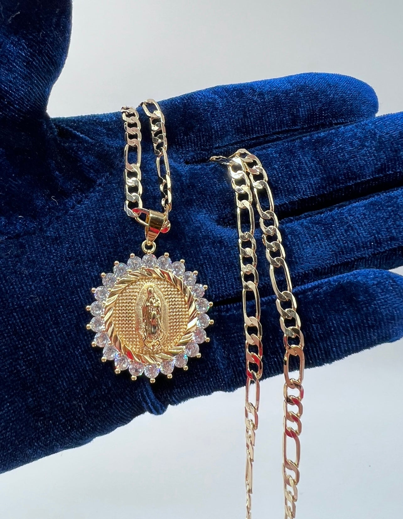 Virgen Mary Medalla W Bezel