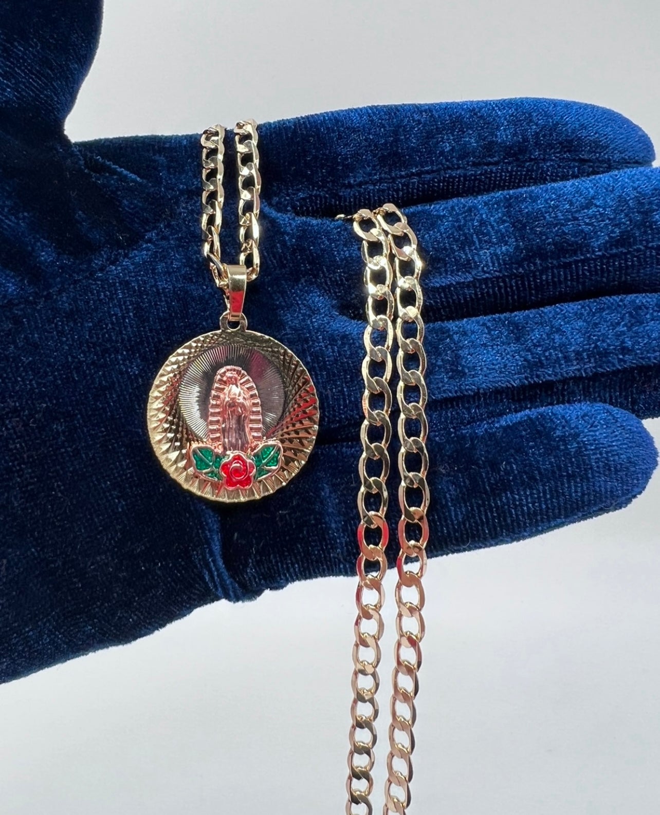 Tri Color Virgen Mary Medalla