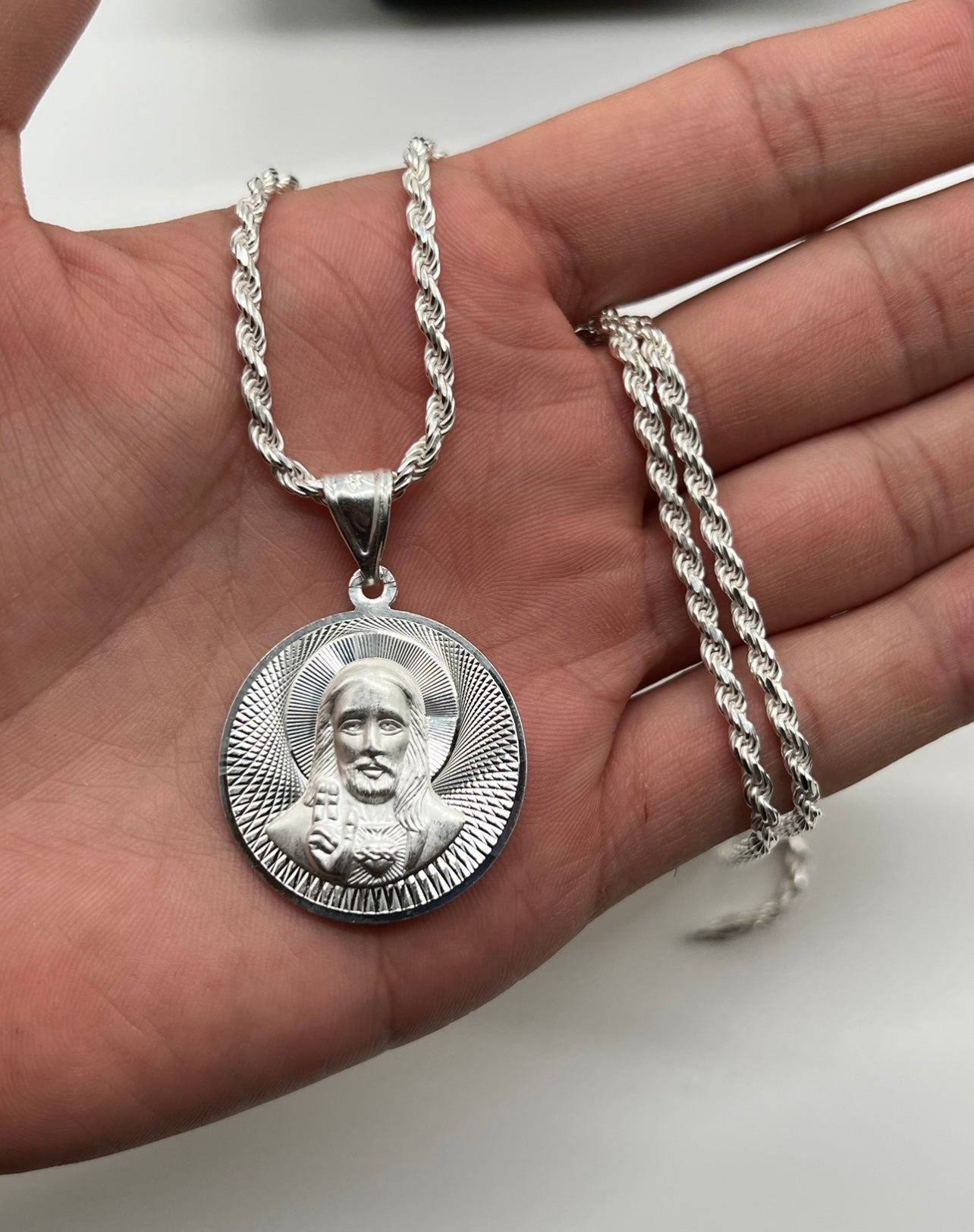 Double Sided Medalla Virgen Mary/Sagrado Corazon Medium, .925 Real Silver