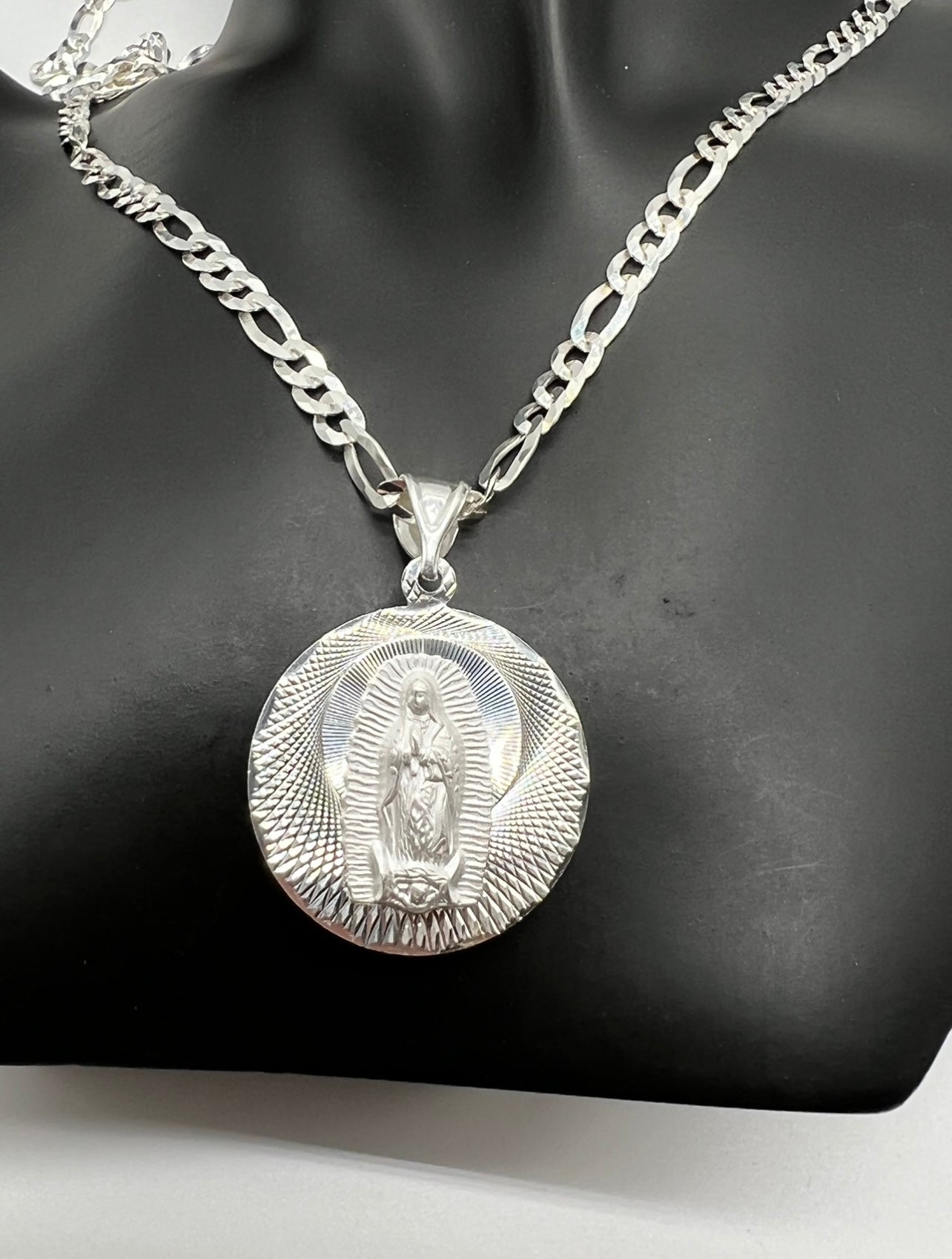 Double Sided Medalla Virgen Mary/Sagrado Corazon Medium, .925 Real Silver