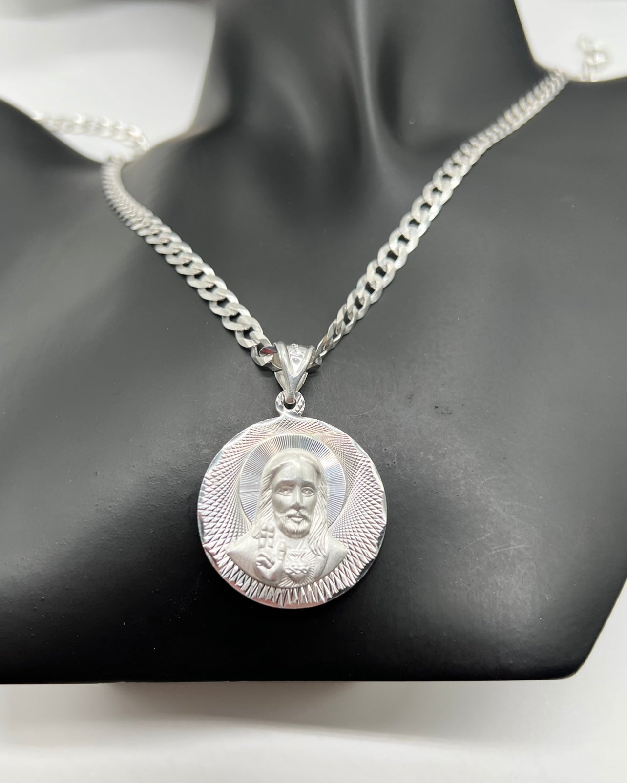 Double Sided Medalla Virgen Mary/Sagrado Corazon Medium, .925 Real Silver
