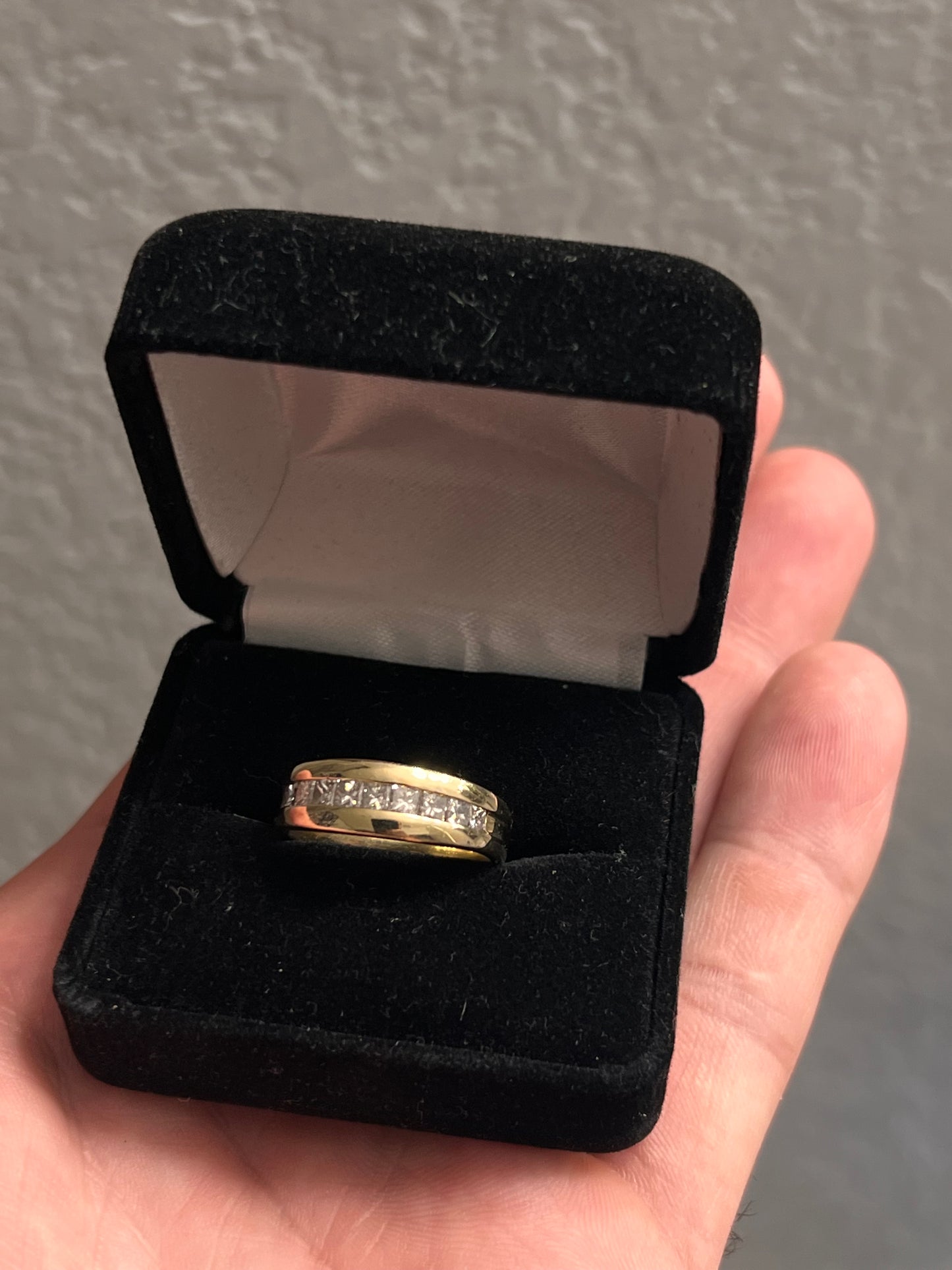 14k real gold and real diamond band