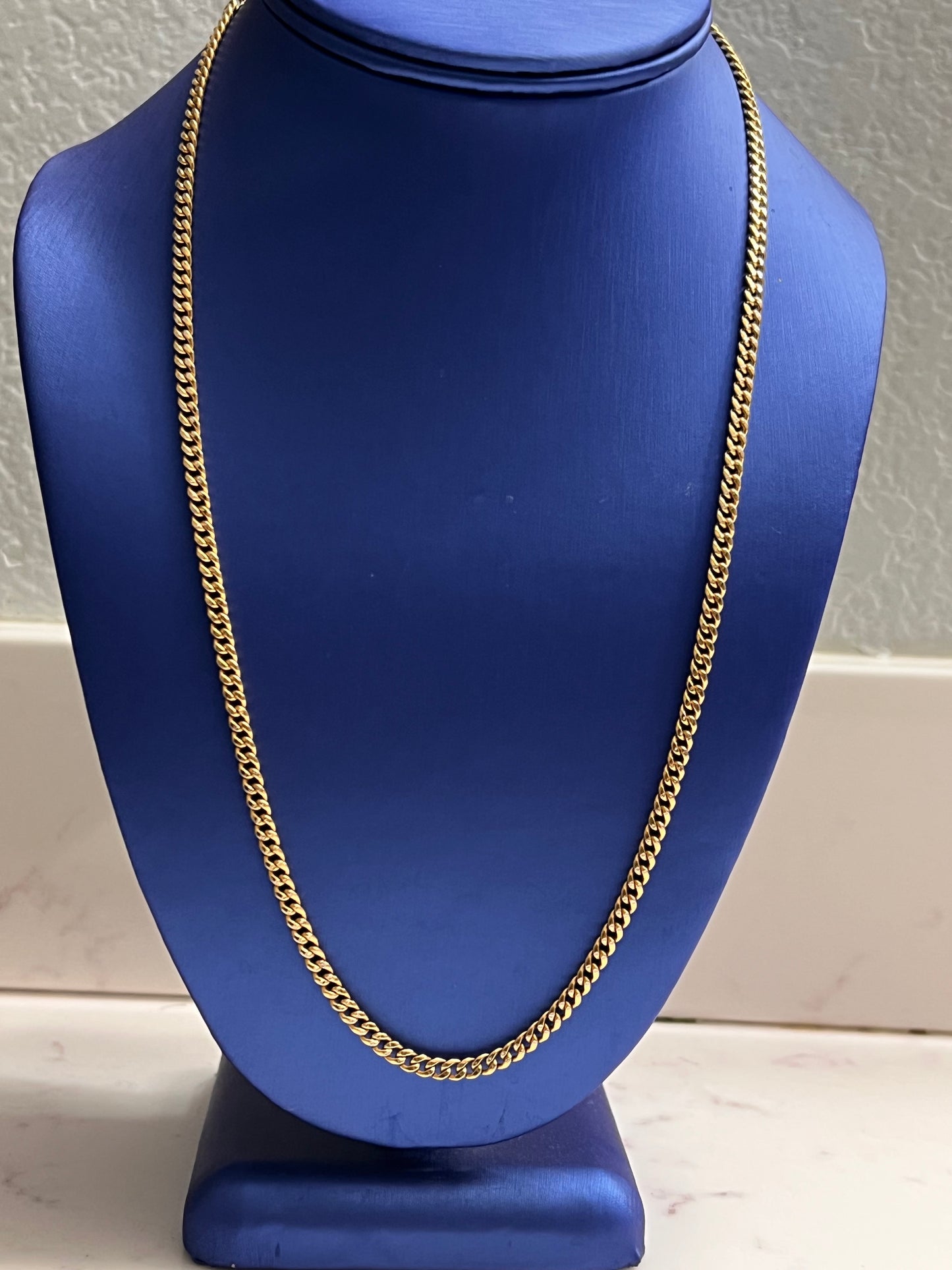 14k 22inch Miami cuban chain 2.5mm