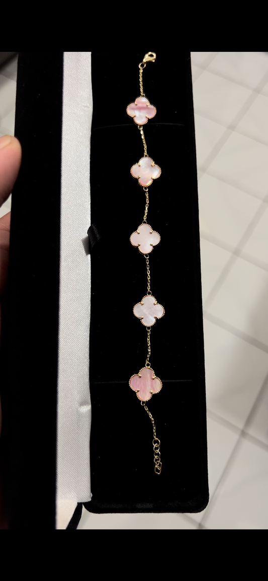 14k real gold mother of Pearl pink Van Cleef🍀