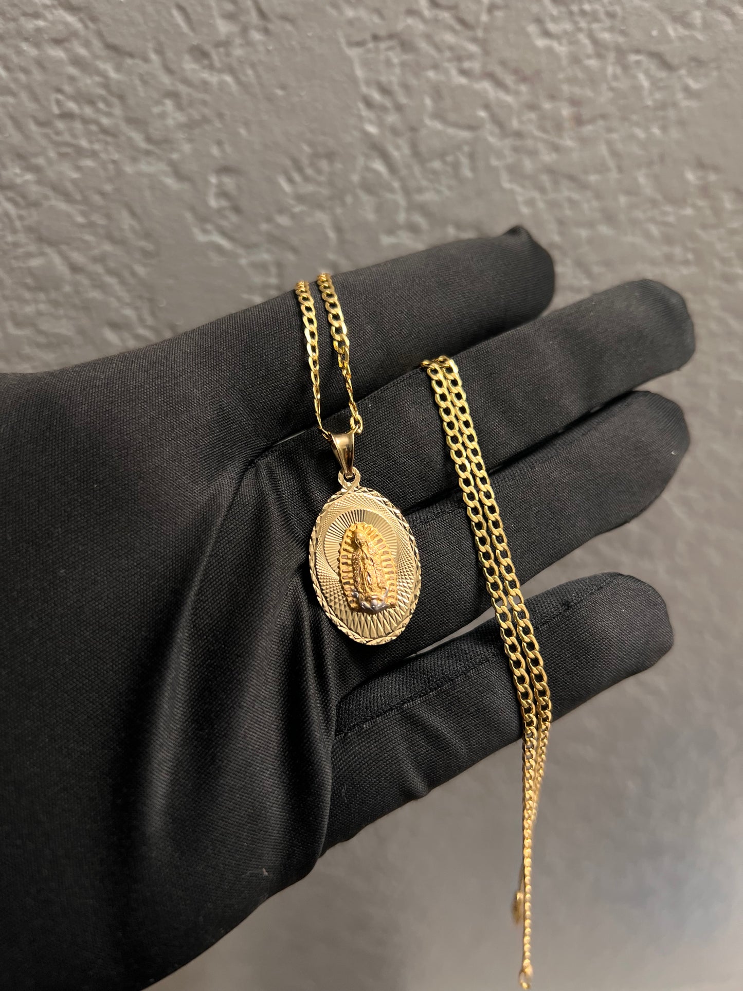 14k real gold virgen Mary chainset