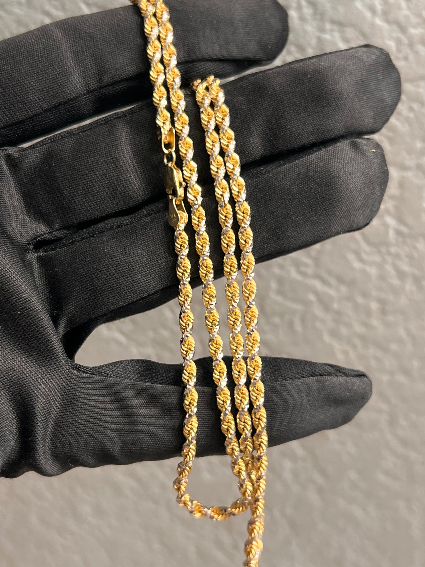 14k solid Diamond cut 3mm rope chain