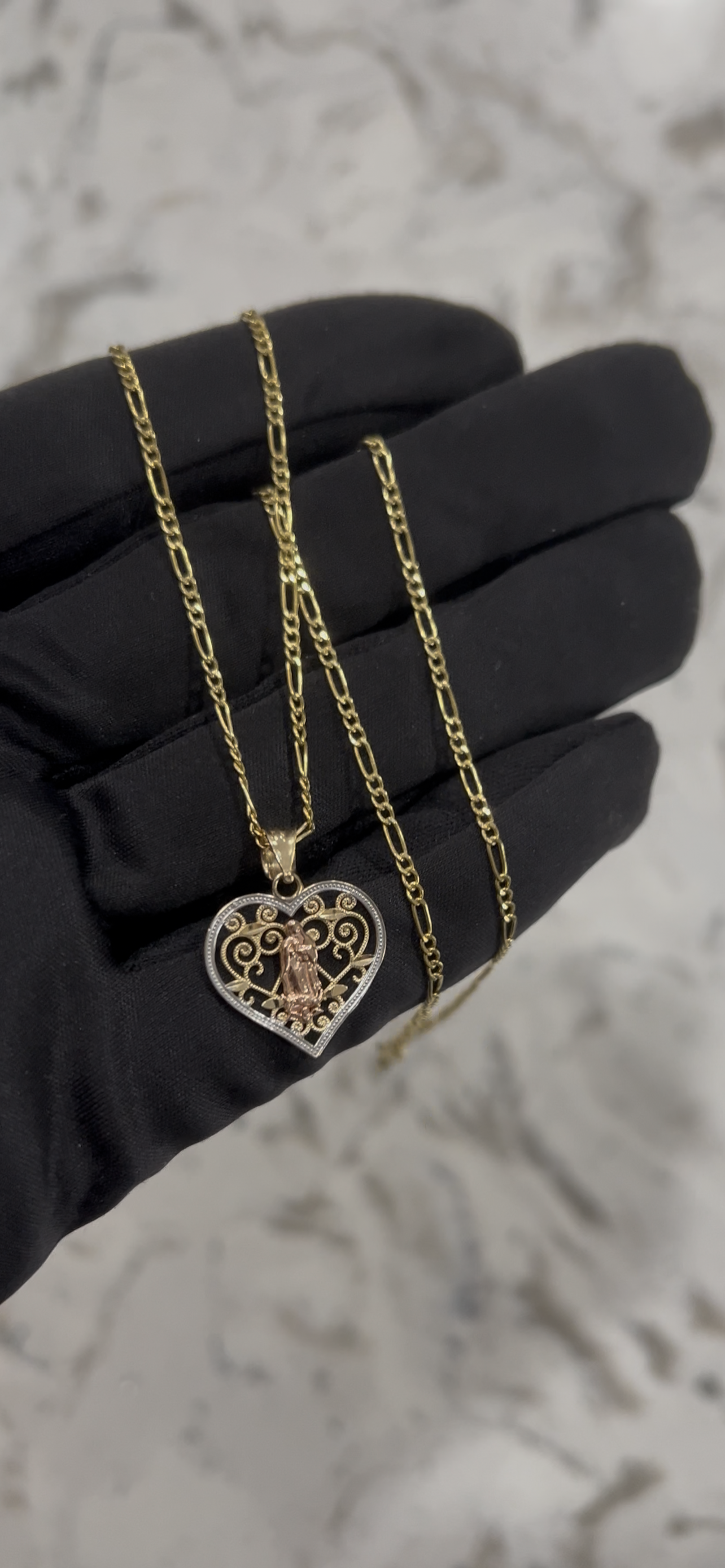 14k real gold virgen Mary chainset