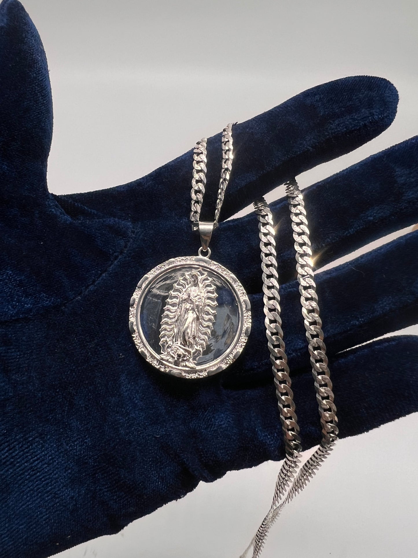 Nugget virgen Mary real silver set