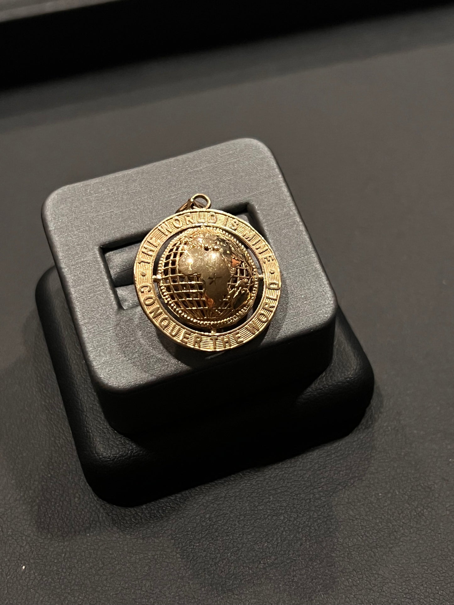 10k real gold the world is yours pendant