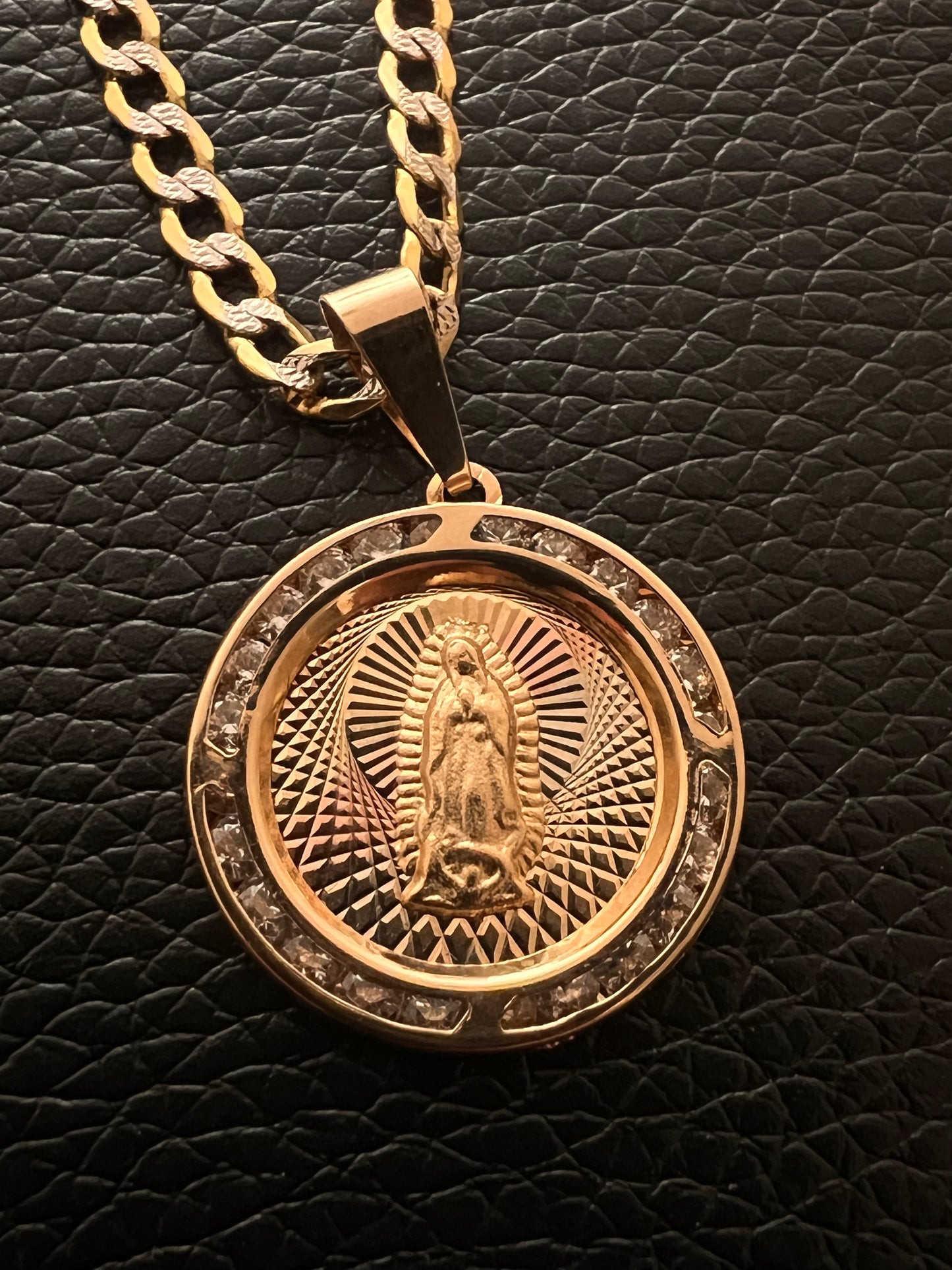 14k real gold Virgencita Set w diamond cut cuban chain