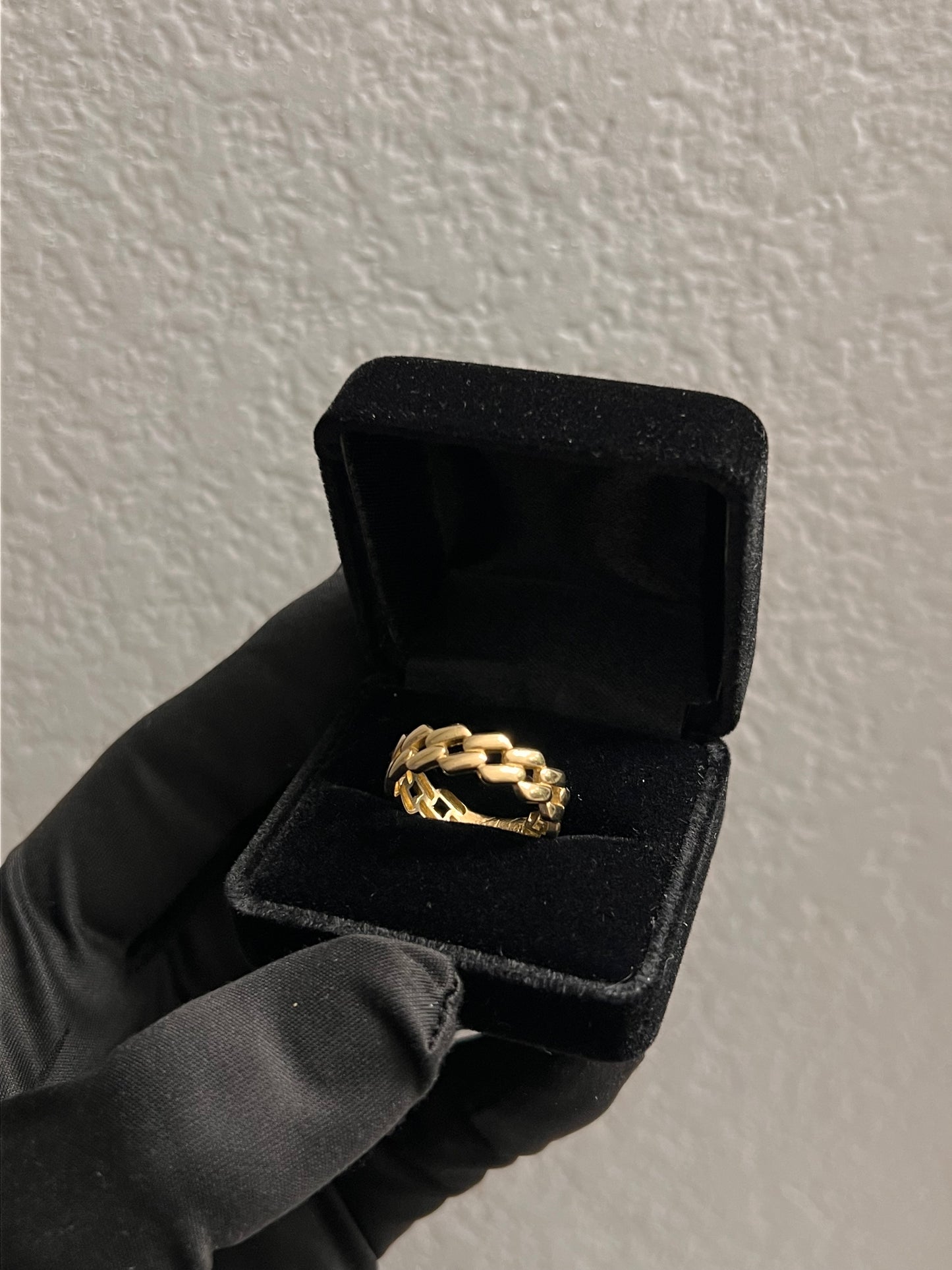 Jagged Cuban link ring
