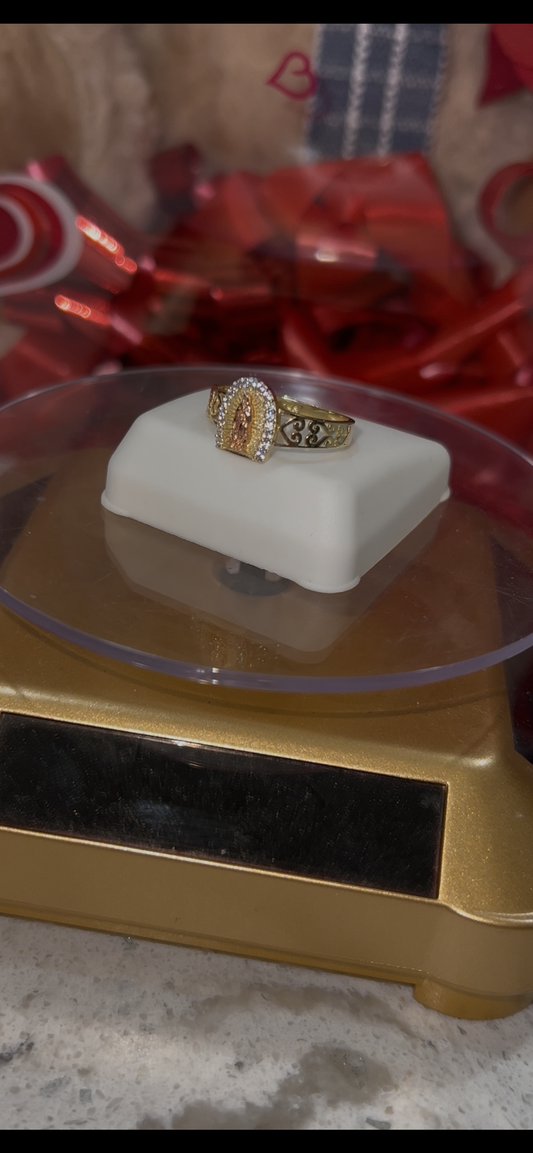 14k gold Virgen Mary ring