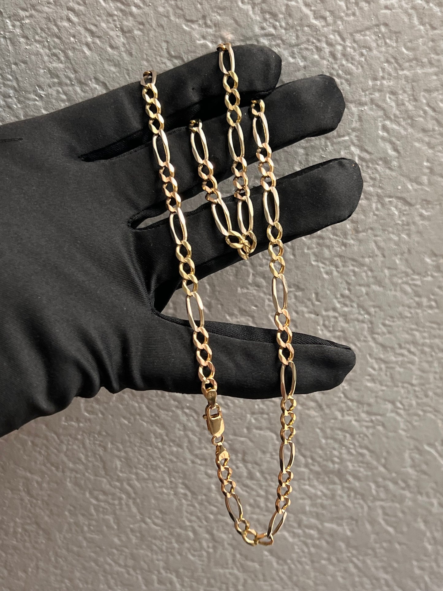 14k solid tri color figaro chain