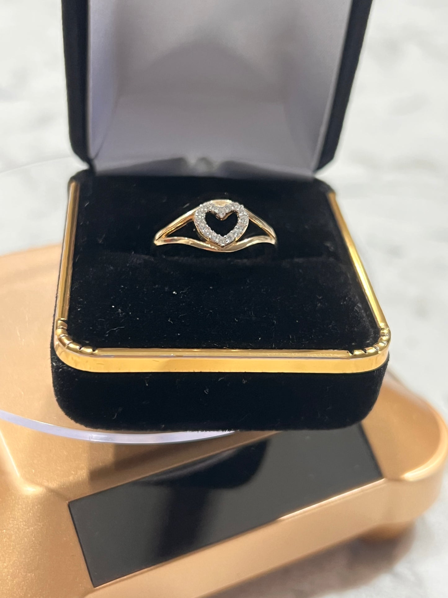 14k gold heart ring