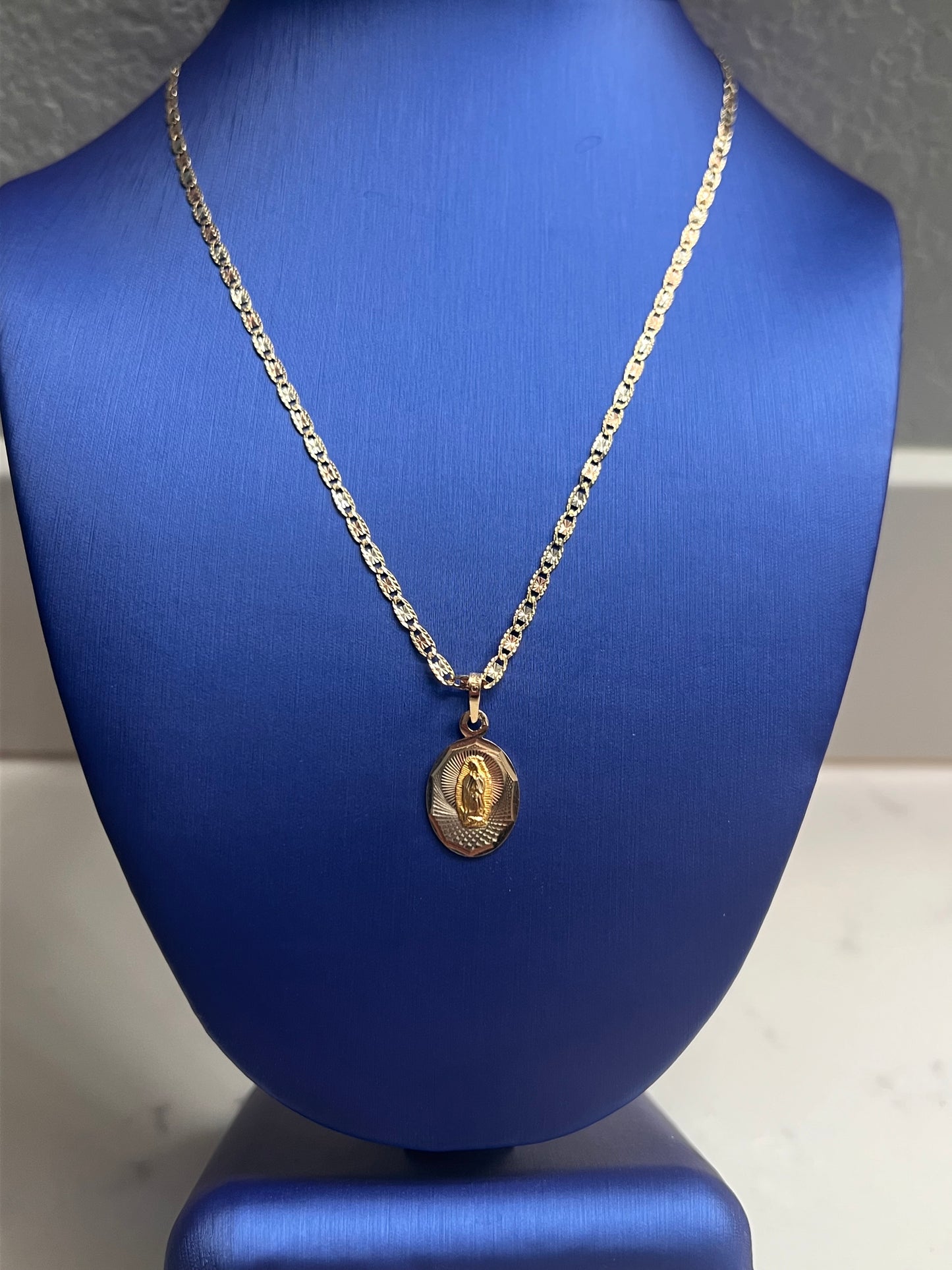 14k real gold virgen Mary set