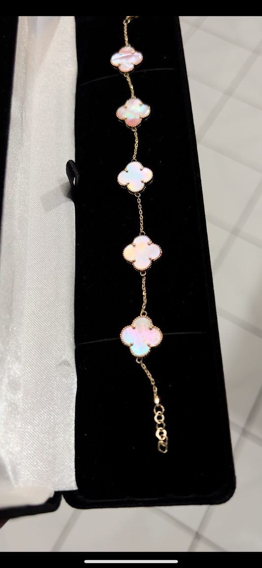 14k real gold mother of Pearl pink Van Cleef🍀