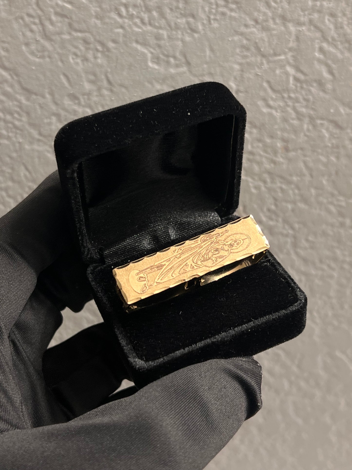 14k real gold 2 Finger ring with San Judas