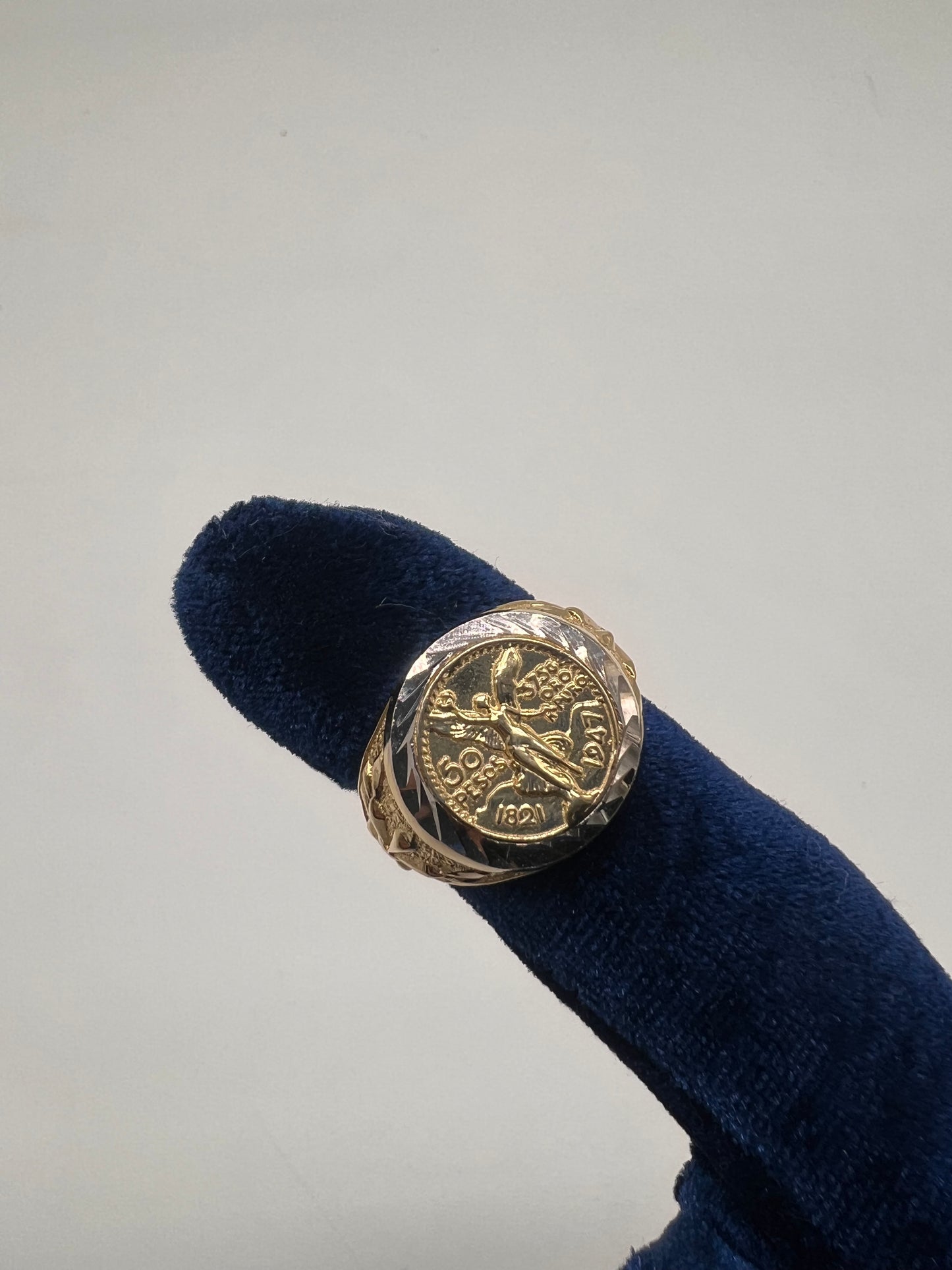 Centenario ring 14k real gold