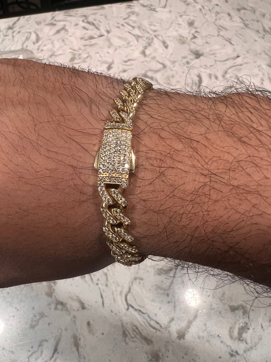 14k real gold iced cuban bracelet😍