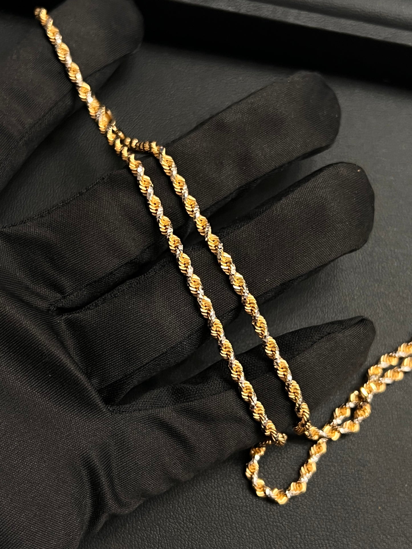 14k solid Diamond cut 3mm rope chain