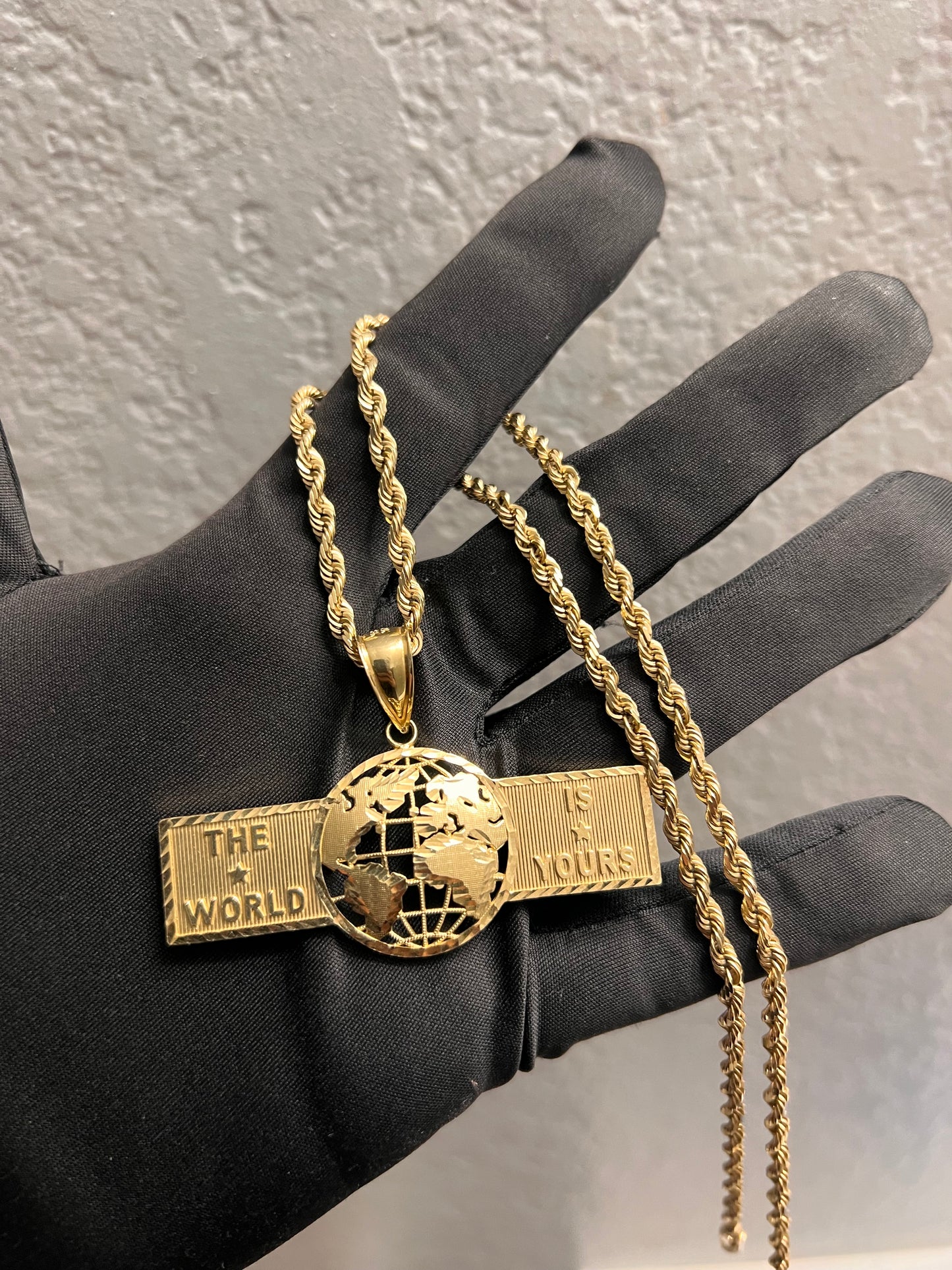 10k real gold the world is yours solid gold set