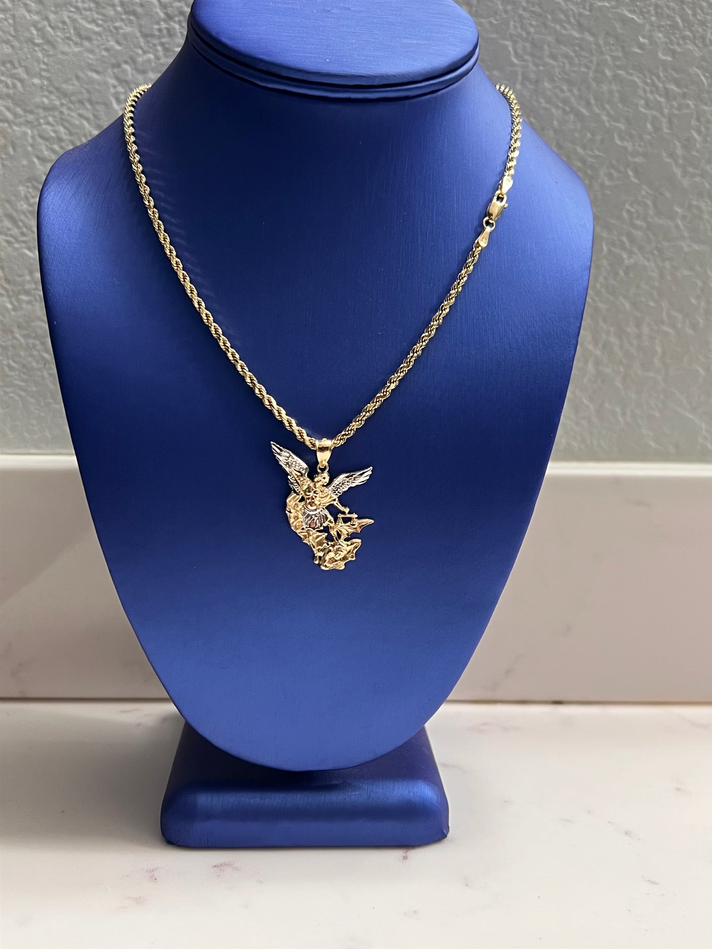 14k real gold San Miguel set