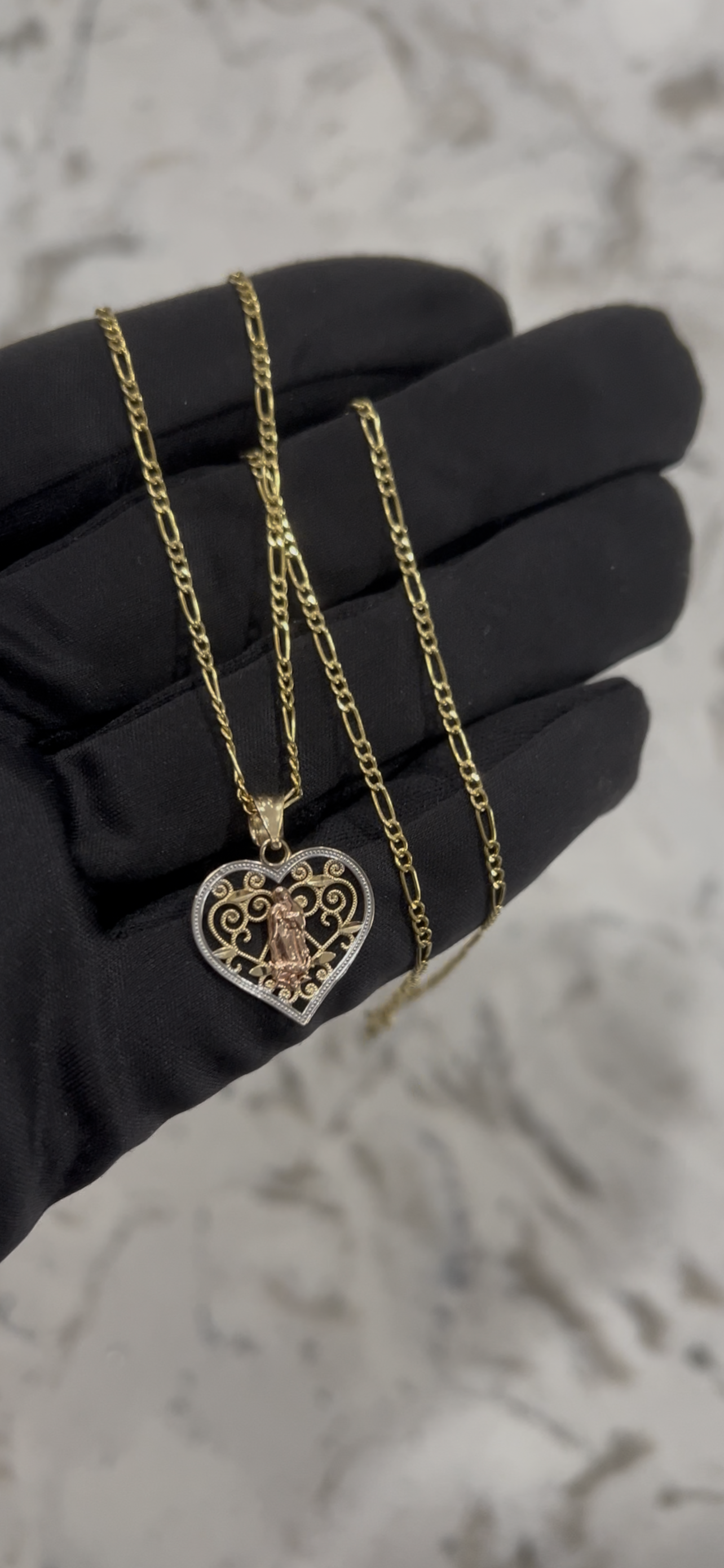 14k real gold virgen Mary chainset