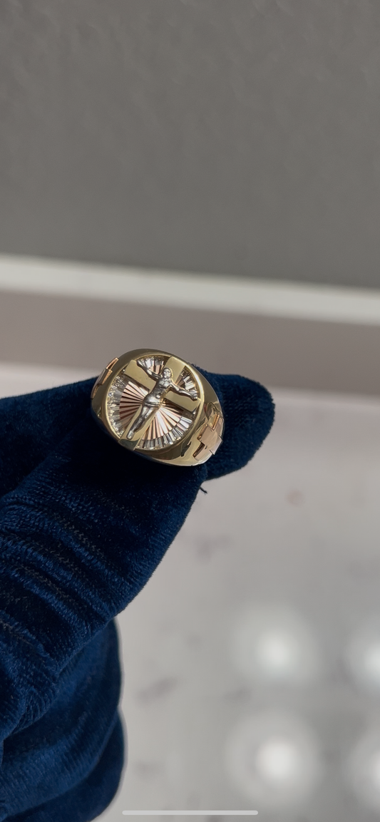 14k real gold beautiful Jesus Ring