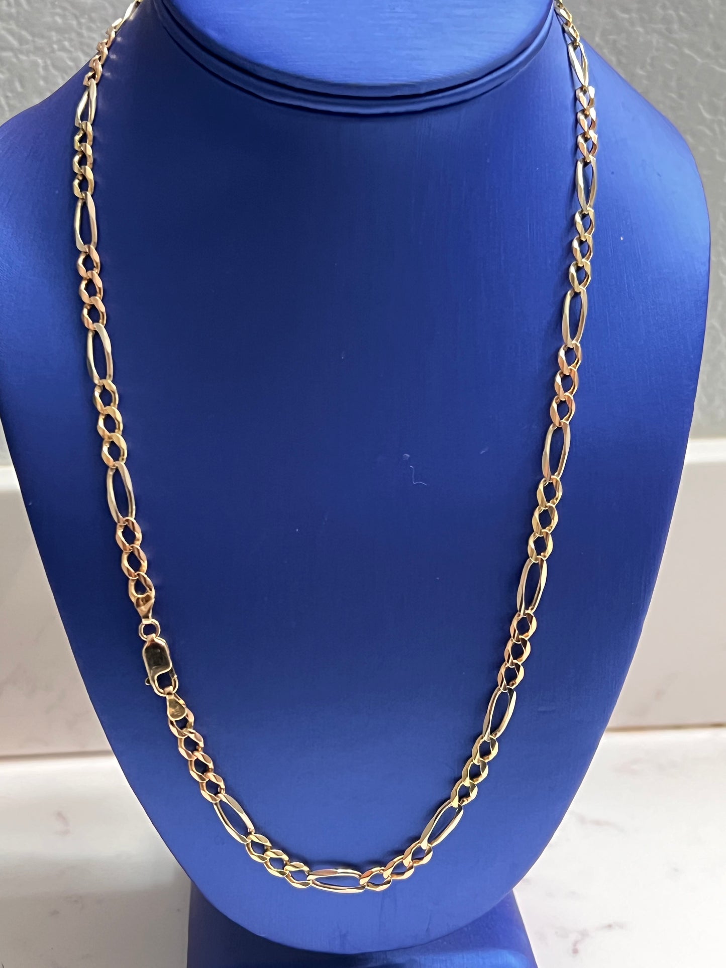 14k solid tri color figaro chain
