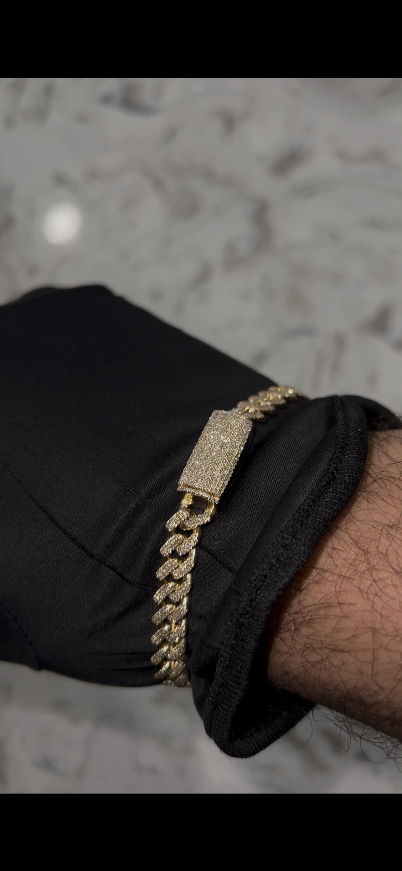10k real gold and Diamond Cuban bracelet 2cts
