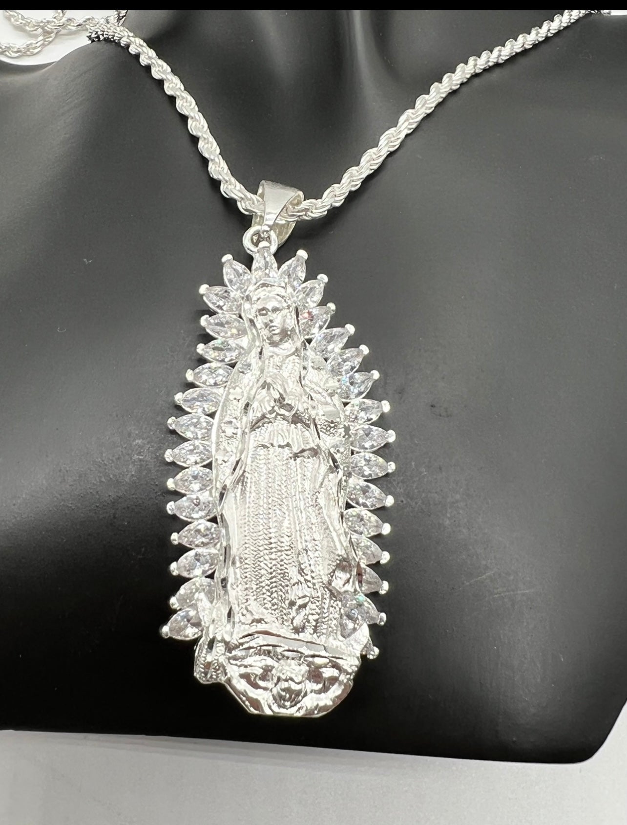 Virgencita 3D Large w White Crown, .925 Real Silver