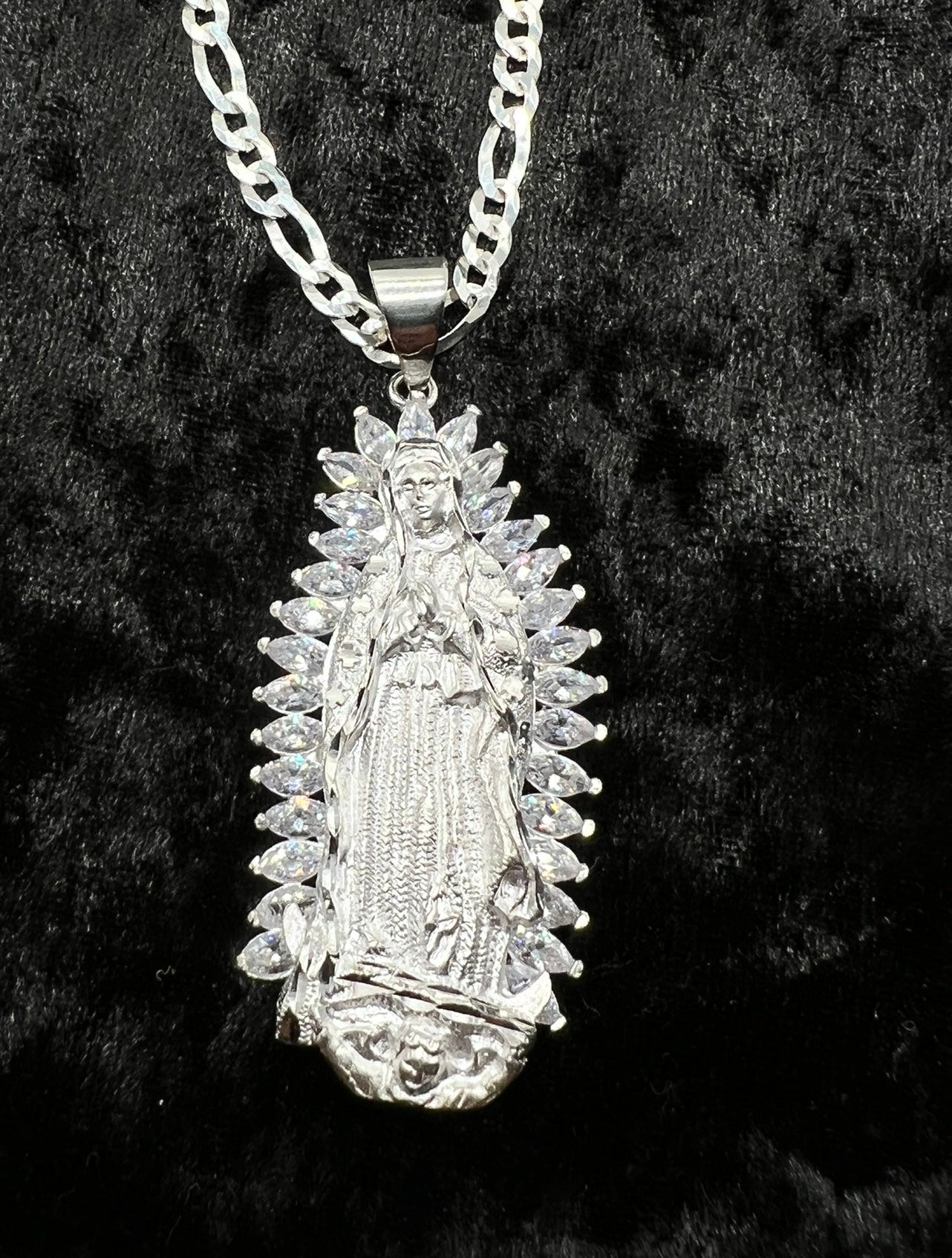 Virgencita 3D Large w White Crown, .925 Real Silver