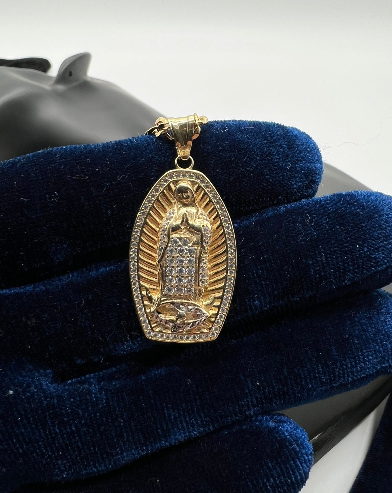 Virgen Mary W CZ, .14k Real Gold