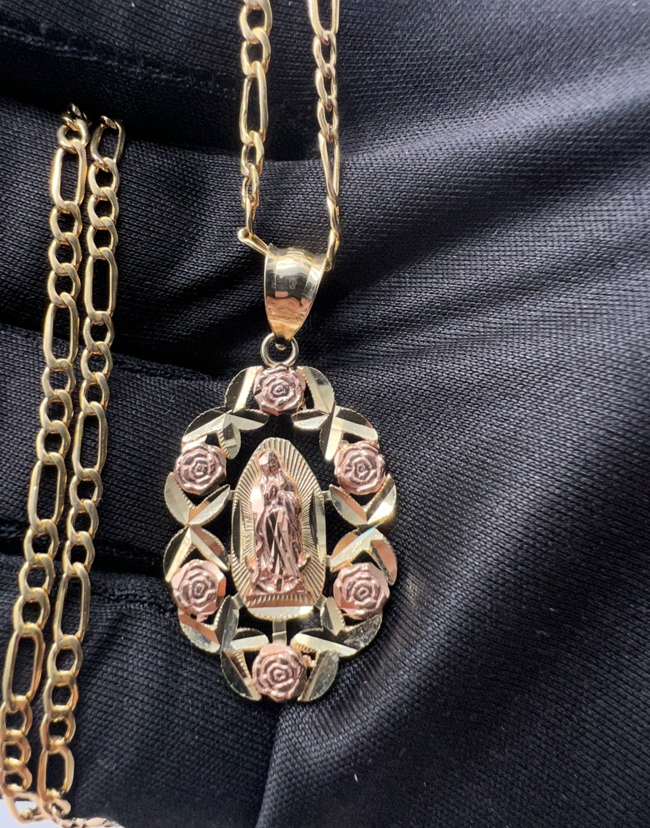 Flower Virgencita Medalla 14k Real Gold